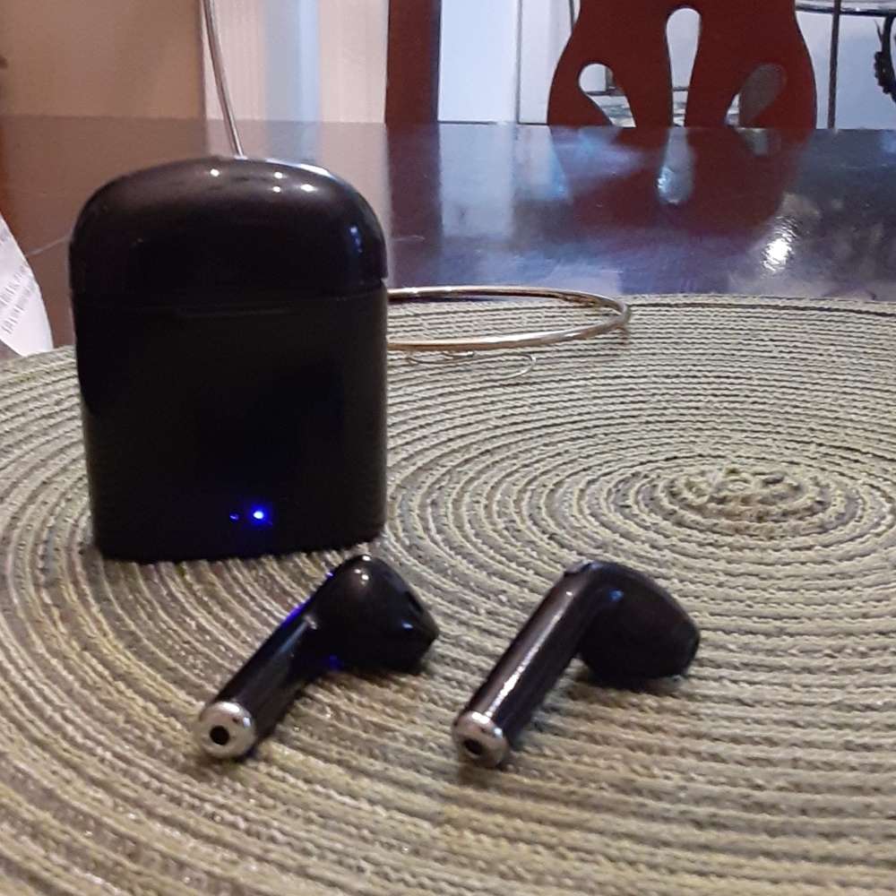 Gen Tek TW2 Wireless Headphones